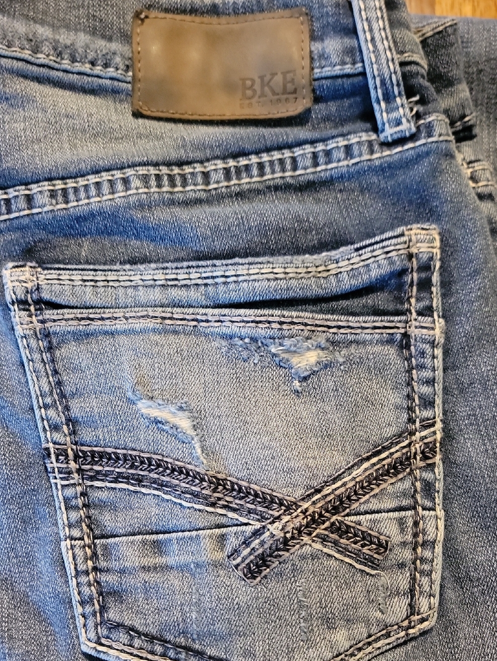 BKE Men's Faded Blue Bootcut Jeans with Embroidered Back Pocket